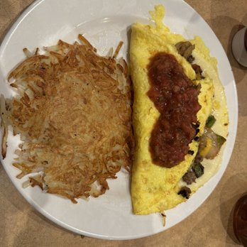 Bob Evans - Rio Grande Omelette with hash browns - Breakfast & Brunch Near Me - South Charleston, West Virginia