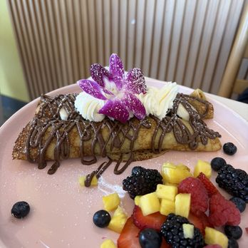 The Vibe - Nutella crepe - Breakfast & Brunch Near Me - San Diego, California The Vibe - Nutella crepe - Breakfast & Brunch Near Me - San Diego, California