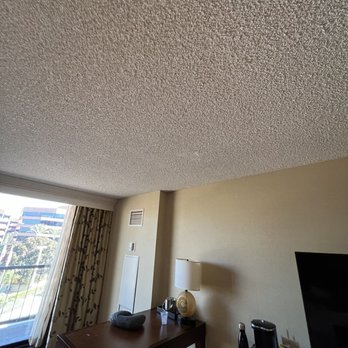 Hilton Orange County/Costa Mesa - Dated rooms, popcorn ceilings, and no usb outlets for charging - Hotels Near Me - Costa Mesa, California Hilton Orange County/Costa Mesa - Dated rooms, popcorn ceilings, and no usb outlets for charging - Hotels Near Me - Costa Mesa, California