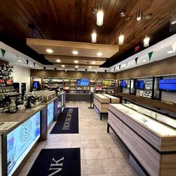House of Dank Recreational Cannabis - Traverse City