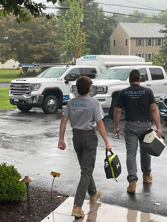 Slide of Rob Rozz Well & Pump Service