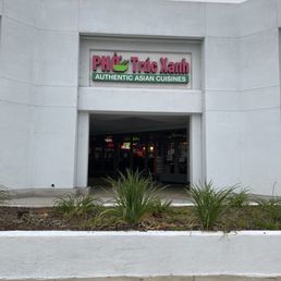 Exterior outside entrance of Pho Truc Xanh - Vista, California Exterior outside entrance of Pho Truc Xanh - Vista, California