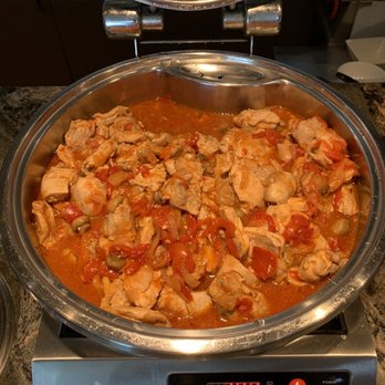 Plaza Premium Lounge - Chicken Cacciatore - Airport Lounges Near Me - Richmond, British Columbia Plaza Premium Lounge - Chicken Cacciatore - Airport Lounges Near Me - Richmond, British Columbia
