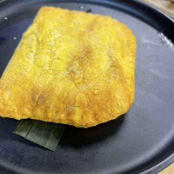 J'ouvert Caribbean Kitchen & Bar - Beef patty - Caribbean Near Me - Atlanta, Georgia J'ouvert Caribbean Kitchen & Bar - Beef patty - Caribbean Near Me - Atlanta, Georgia