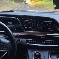 21st Century Limousine & Town Car - Cadillac Escalade