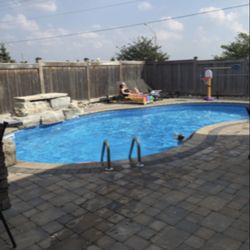 RomanLyons Pools & Tile