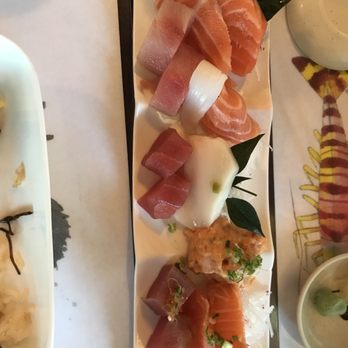Sushi Yoshi - Sushi Bars Near Me - Vienna, Virginia