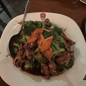Chiho Bistro - Broccoli Stir Fry w/ Beef 芥蓝牛肉 - Noodles Near Me - Seattle, Washington Chiho Bistro - Broccoli Stir Fry w/ Beef 芥蓝牛肉 - Noodles Near Me - Seattle, Washington