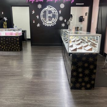 Envy Body Piercing - Piercing Near Me - Redondo Beach, California