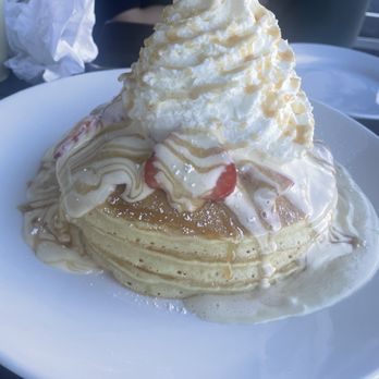 Lady C’s - Dulce de leche pancake - Breakfast & Brunch Near Me - Tarzana, California