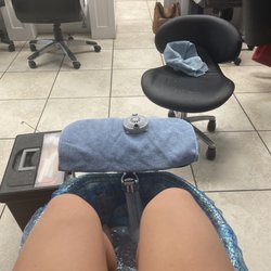 Nail Deluxe - Pedicure chair