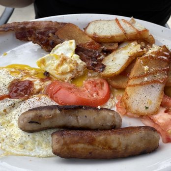 Blueberry Hill - English breakfast - Breakfast & Brunch Near Me - La Grange, Illinois Blueberry Hill - English breakfast - Breakfast & Brunch Near Me - La Grange, Illinois