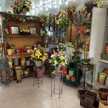 VOGUE FLOWER MARKET - Updated January 2026 - 72 Photos & 72 Reviews