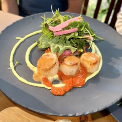 Cathedral Mountain Lodge - Scallops app