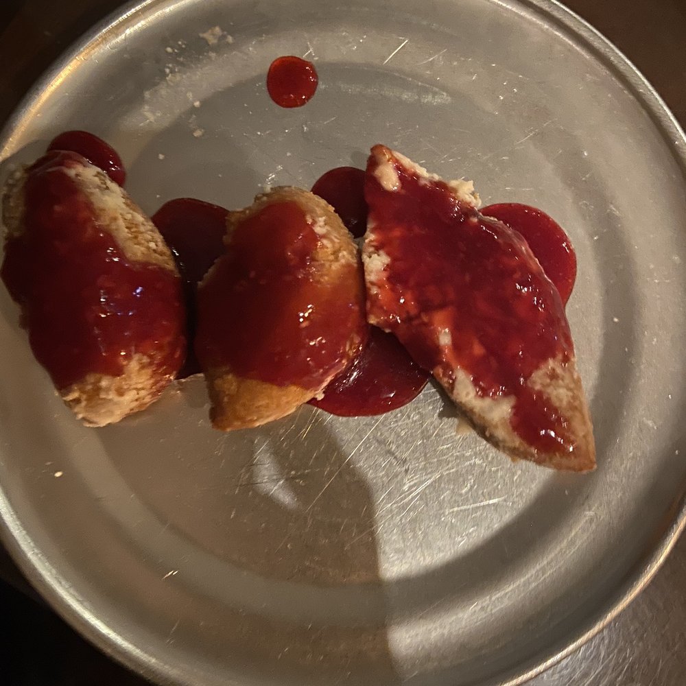 55 South - Franklin - Beignets with raspberry sauce - Southern Near Me - Franklin, Tennessee 55 South - Franklin - Beignets with raspberry sauce - Southern Near Me - Franklin, Tennessee
