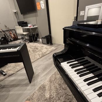 ROOS STUDIOS - I found that I don't have a photo of studio  this is a random photo I took when I practiced the piano before - Musical Instruments & Teachers Near Me - San Clemente, California