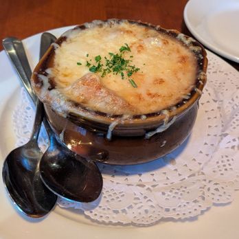 Chez Maman West - French onion soup - French Near Me - San Francisco, California