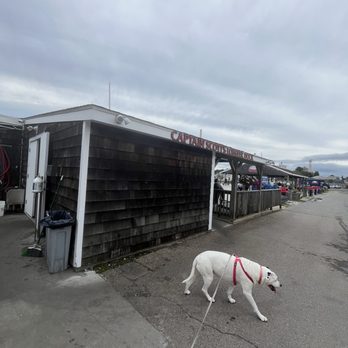 Captain Scott's Lobster Dock - Exterior - Seafood Near Me - New London, Connecticut
