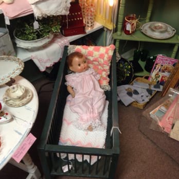 Sweet Memories Antiques - Antiques Near Me - Brandon, Florida Sweet Memories Antiques - Antiques Near Me - Brandon, Florida