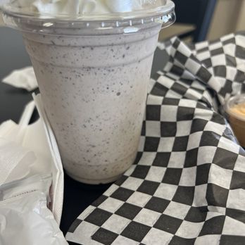 Chef Jeff’s Smash Burger - Cookies & cream milkshake - Burgers Near Me - Antioch, California