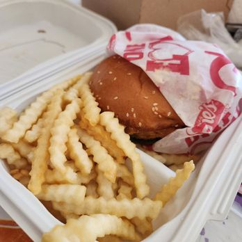 Raising Cane's Chicken Fingers - The Sandwich Combo - Fast Food Near Me - Menifee, California Raising Cane's Chicken Fingers - The Sandwich Combo - Fast Food Near Me - Menifee, California