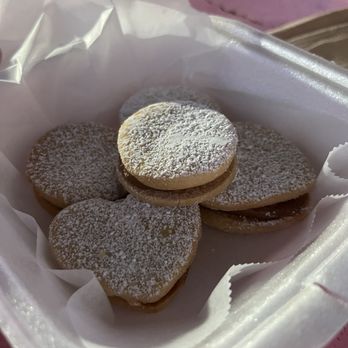 Pukara Peruvian Kitchen - Alfajores. - Food Trucks Near Me - Spring, Texas Pukara Peruvian Kitchen - Alfajores. - Food Trucks Near Me - Spring, Texas