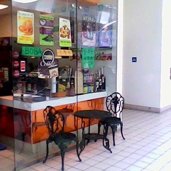 Orange Tree Cafe - the interior of a restaurant - Juice Bars & Smoothies Near Me - Los Angeles, California