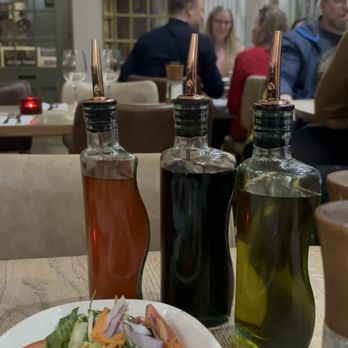Sebastian's Italian - Oil and vinegar - Italian Near Me - Windsor, WNM Sebastian's Italian - Oil and vinegar - Italian Near Me - Windsor, WNM