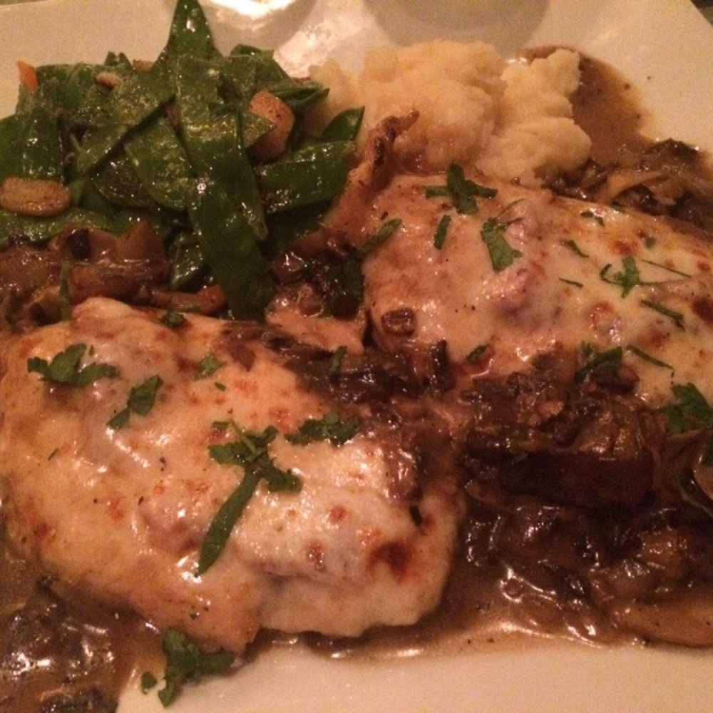 Bistro 1051 - Chicken Linda - Italian Near Me - Clark, New Jersey Bistro 1051 - Chicken Linda - Italian Near Me - Clark, New Jersey
