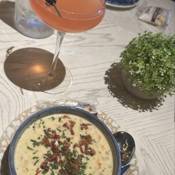 The Hampton Social - River North - Seafood Near Me - Chicago, Illinois The Hampton Social - River North - Seafood Near Me - Chicago, Illinois