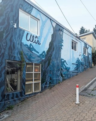 Uli's Restaurant by null