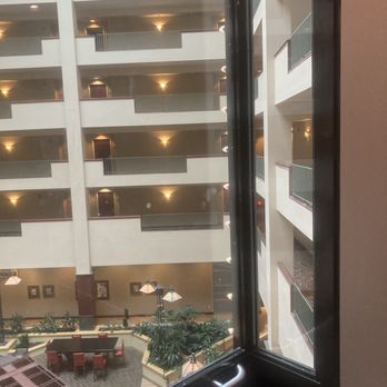 Capitol Plaza Hotel Topeka - Hotels Near Me - Topeka, Kansas