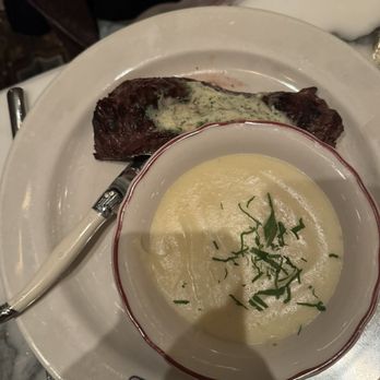 Le Diplomate - Steak Frites - sub mashed potatoes - Brasseries Near Me - Washington, DC, District of Columbia