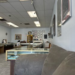 Denny Lesser Jewelers