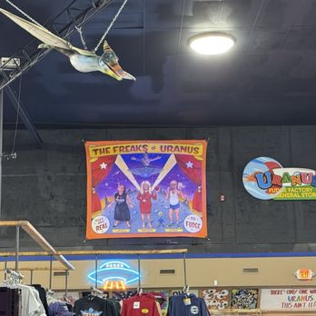 Uranus Fudge Factory - More fun decor - Candy Stores Near Me - Richmond, Indiana