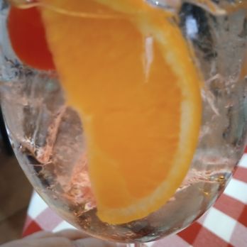 Grimaldi's Pizzeria - white sangria - Pizza Near Me - Mt Pleasant, South Carolina