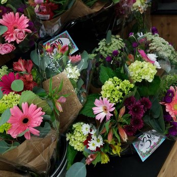Trader Joe's - Mainland flowers... - Grocery Near Me - Pasadena, California