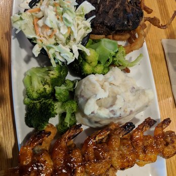 Applebee's Grill + Bar - American Near Me - Ocean Springs, Mississippi