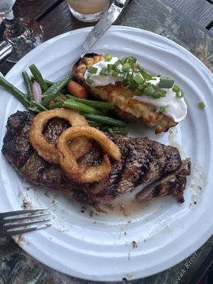 The Gateway Restaurant & Lodge by null