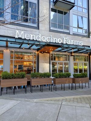Mendocino Farms by null