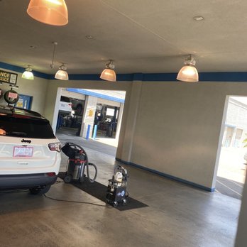 AutoNation Honda Tucson Auto Mall - They vacuumed out my car before serving my car - Car Dealers Near Me - Tucson, Arizona AutoNation Honda Tucson Auto Mall - They vacuumed out my car before serving my car - Car Dealers Near Me - Tucson, Arizona