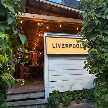 Liverpool House - Patio - French Near Me - Montreal, Quebec Liverpool House - Patio - French Near Me - Montreal, Quebec