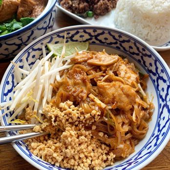 Glur - Vegan pad Thai at Glur - Thai Near Me - New York, New York