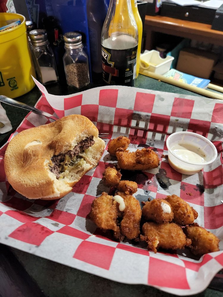 LAMPLIGHTER LOUNGE Updated September 2024 17 Reviews 33 N