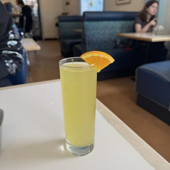 The Mont - Mimosa - Breakfast & Brunch Near Me - Portland, Oregon The Mont - Mimosa - Breakfast & Brunch Near Me - Portland, Oregon