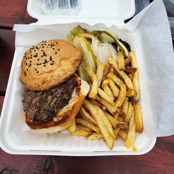 Barnacle Bistro - Burger and $6 fries - American Near Me - Gold Beach, Oregon Barnacle Bistro - Burger and $6 fries - American Near Me - Gold Beach, Oregon