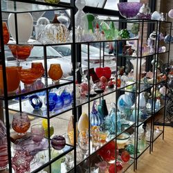 Lincoln City Glass Center - Glass pieces for sale