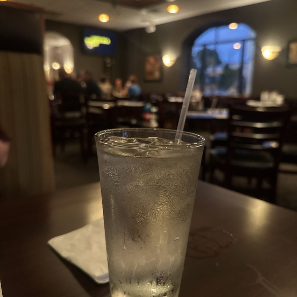 Papa Luigi's - Cup of water - Pizza Near Me - Cudahy, Wisconsin Papa Luigi's - Cup of water - Pizza Near Me - Cudahy, Wisconsin
