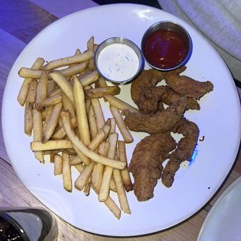 Streetcar Bar + Bites - Chicken tenders - Sports Bars Near Me - Charlotte, North Carolina Streetcar Bar + Bites - Chicken tenders - Sports Bars Near Me - Charlotte, North Carolina