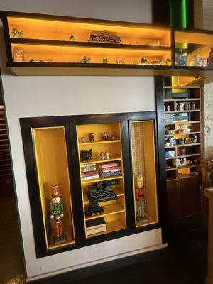 Dimestore Delibar by null